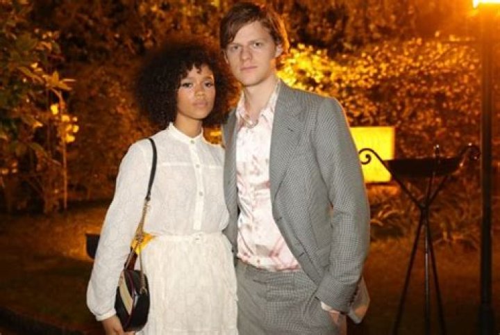 Is Lucas Hedges Gay or Straight?
